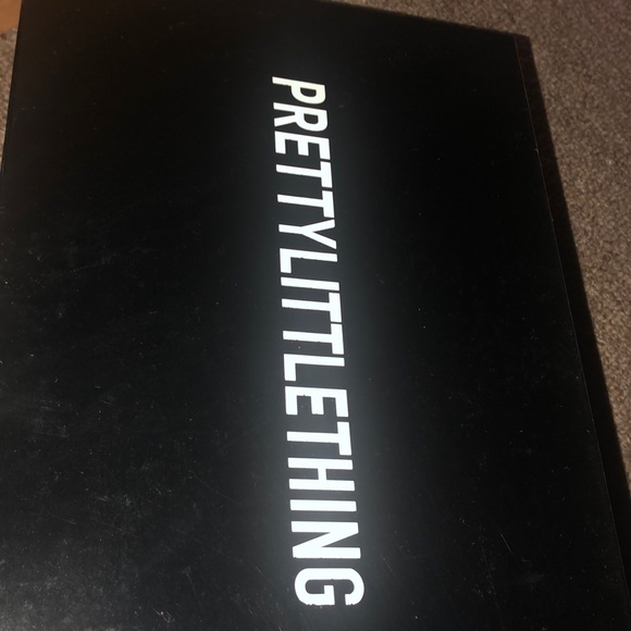 Heels - Picture 2 of 4